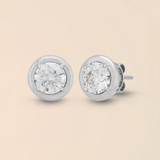 Round Studs in White Gold